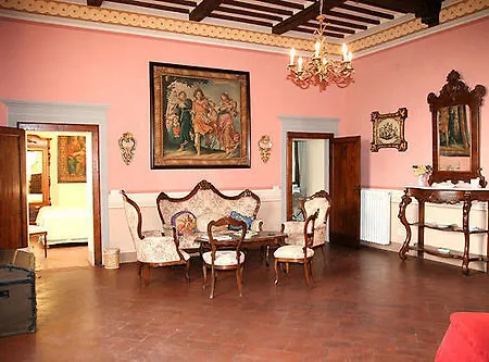 Casale Girifalco Hotel *